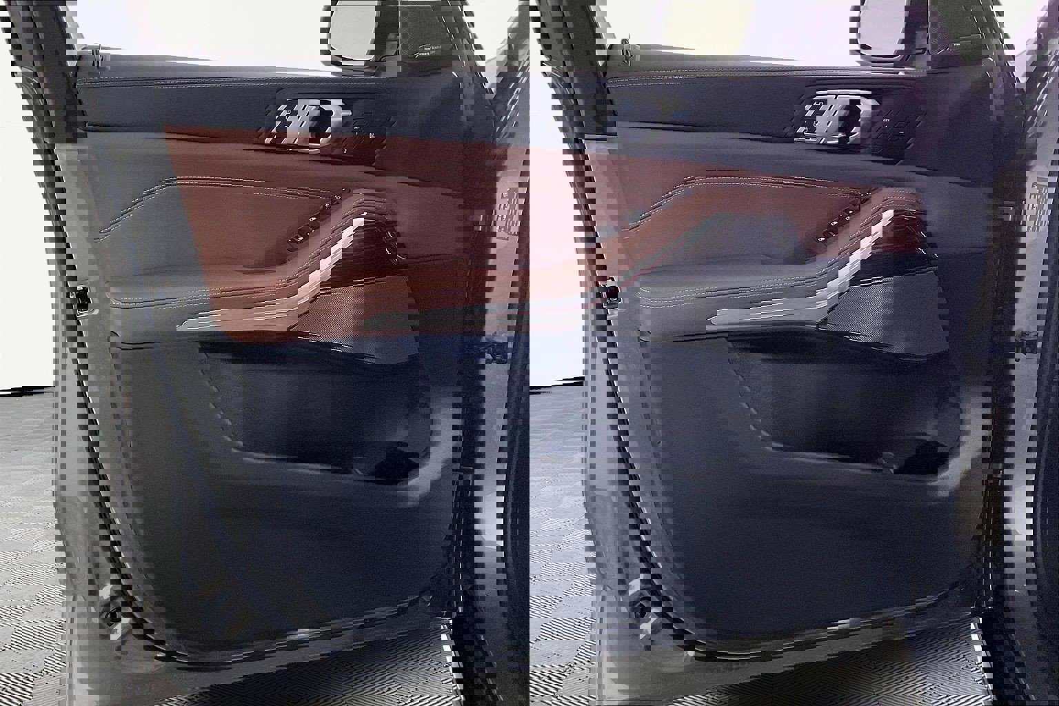 Certified 2024 BMW X5 xDrive40i w/ Premium Package image 23