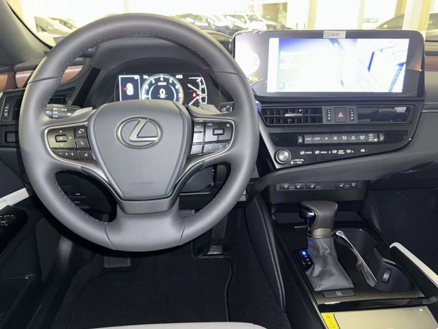 New 2025 Lexus ES 350 w/ Premium Package image 3