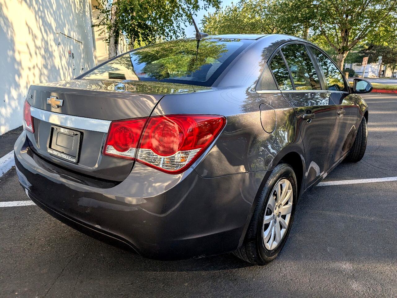 Used 2011 Chevrolet Cruze LS w/ Connectivity Package image 6