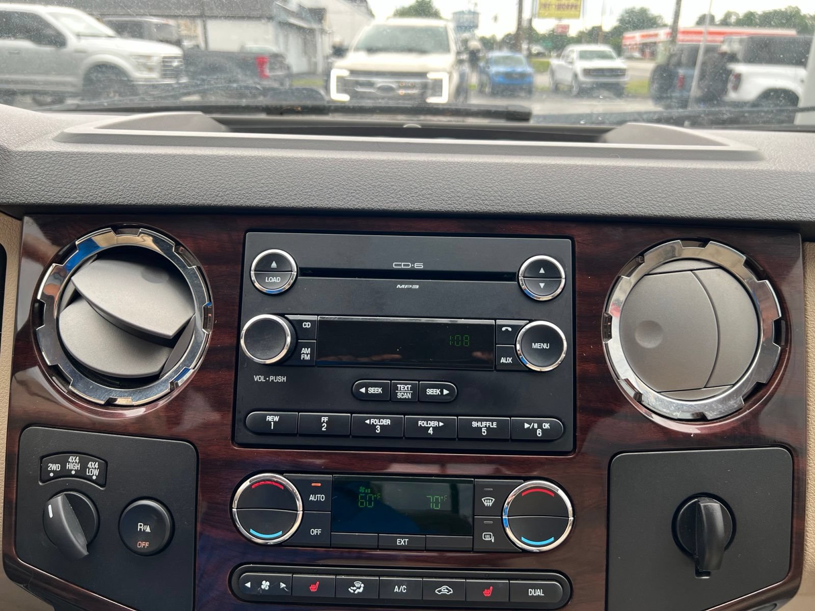 Used 2009 Ford F250 Lariat AWD/4WD image 29