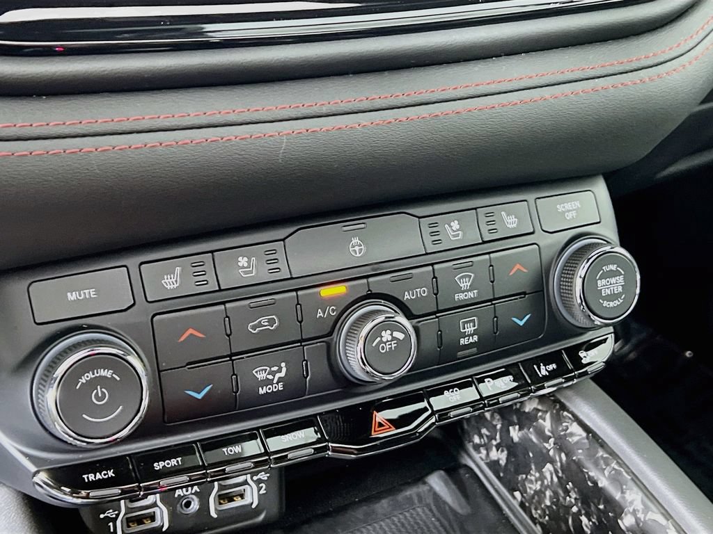 Used 2023 Dodge Durango R/T AWD/4WD image 15