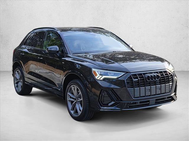 Certified 2025 Audi Q3 2.0T Premium w/ Black Optic Sport Package image 3