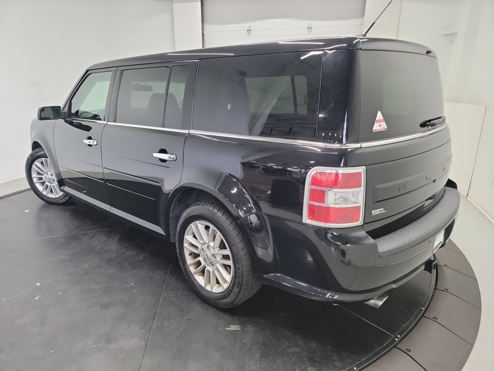 Used 2019 Ford Flex SEL w/ Equipment Group 202A AWD/4WD image 6