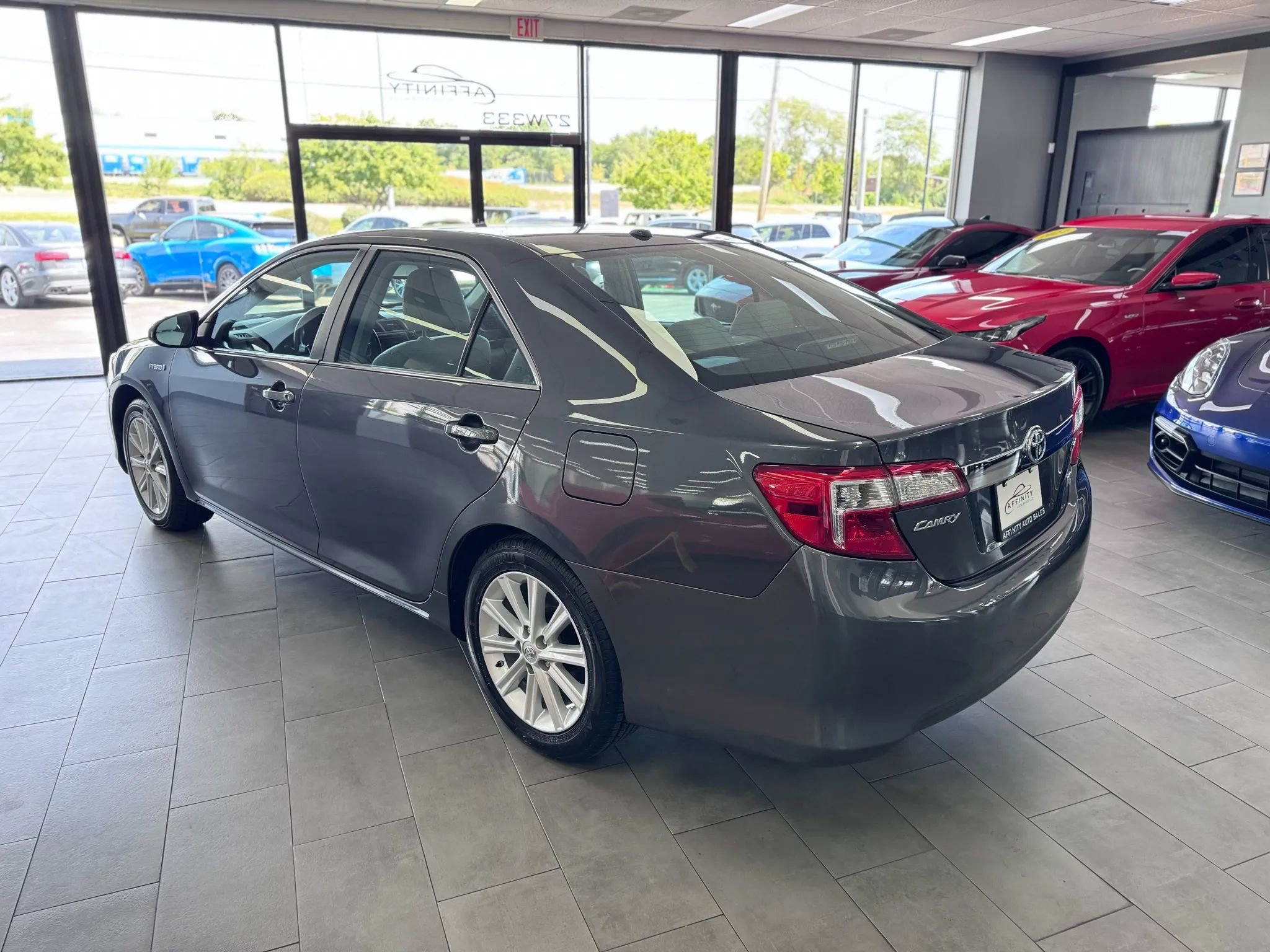 Used 2014 Toyota Camry XLE image 5