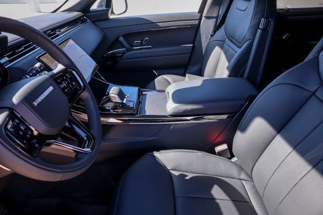 New 2025 Land Rover Range Rover Sport Autobiography image 11
