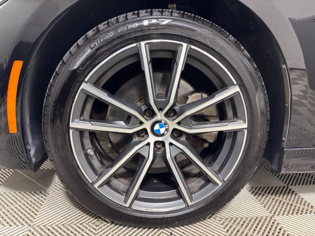 Used 2019 BMW 330i xDrive Sedan w/ Convenience Package AWD/4WD image 23