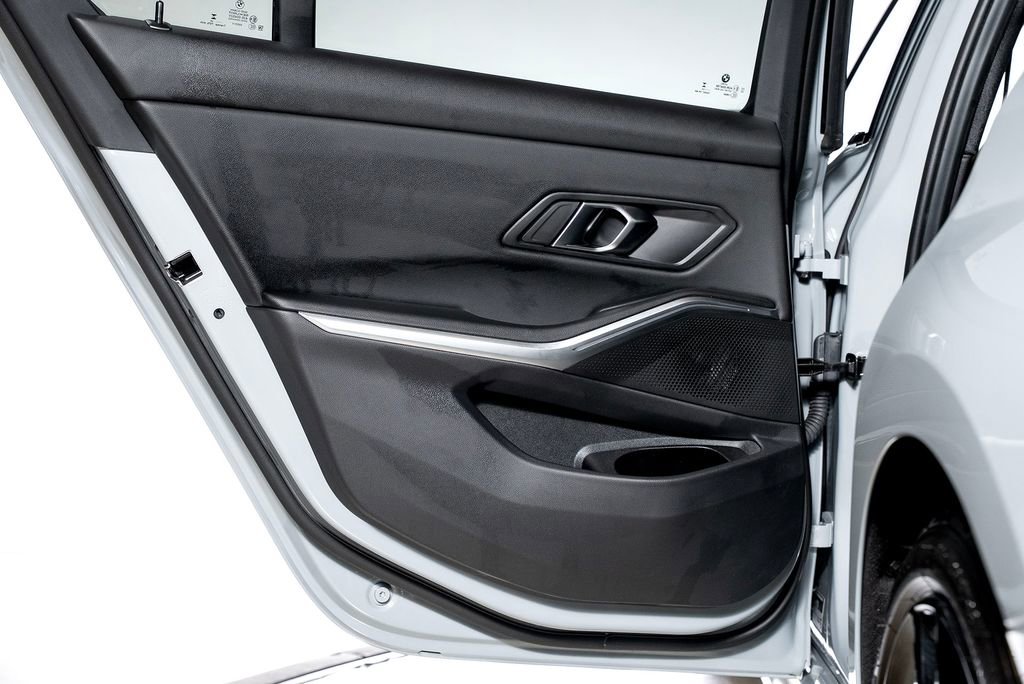 Used 2024 BMW M340i xDrive w/ Driving Assistance Package image 61