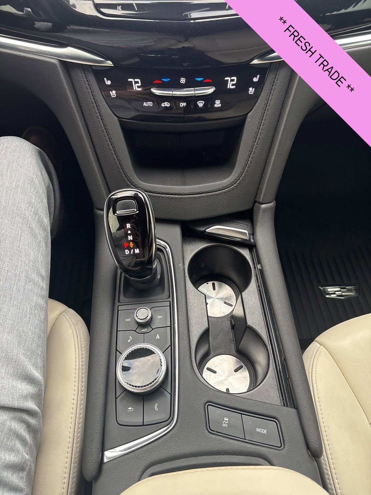 Used 2023 Cadillac XT6 Sport w/ LPO, ONYX Package AWD/4WD image 16