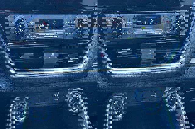 Used 2024 Toyota Grand Highlander XLE image 24