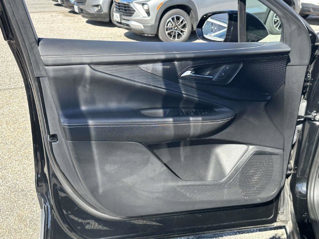 Certified 2025 Chevrolet Blazer EV LT FWD image 12