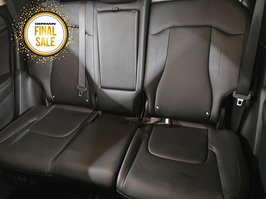 Certified 2025 Kia Sportage EX image 16