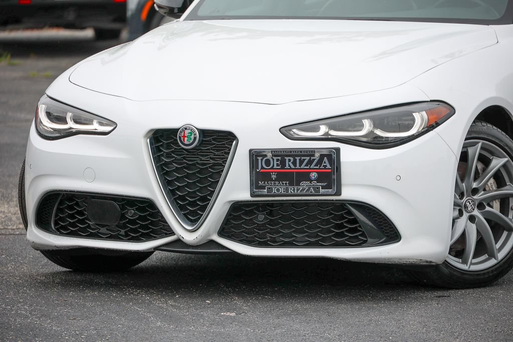 Used 2024 Alfa Romeo Giulia Ti AWD/4WD image 22