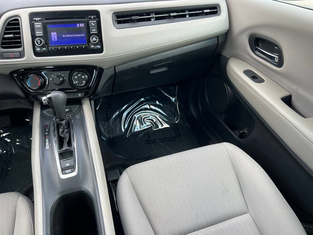 Used 2016 Honda HR-V LX image 23
