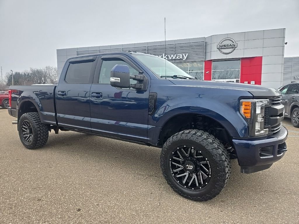 Used 2019 Ford F250 XLT w/ XLT Premium Package image 1