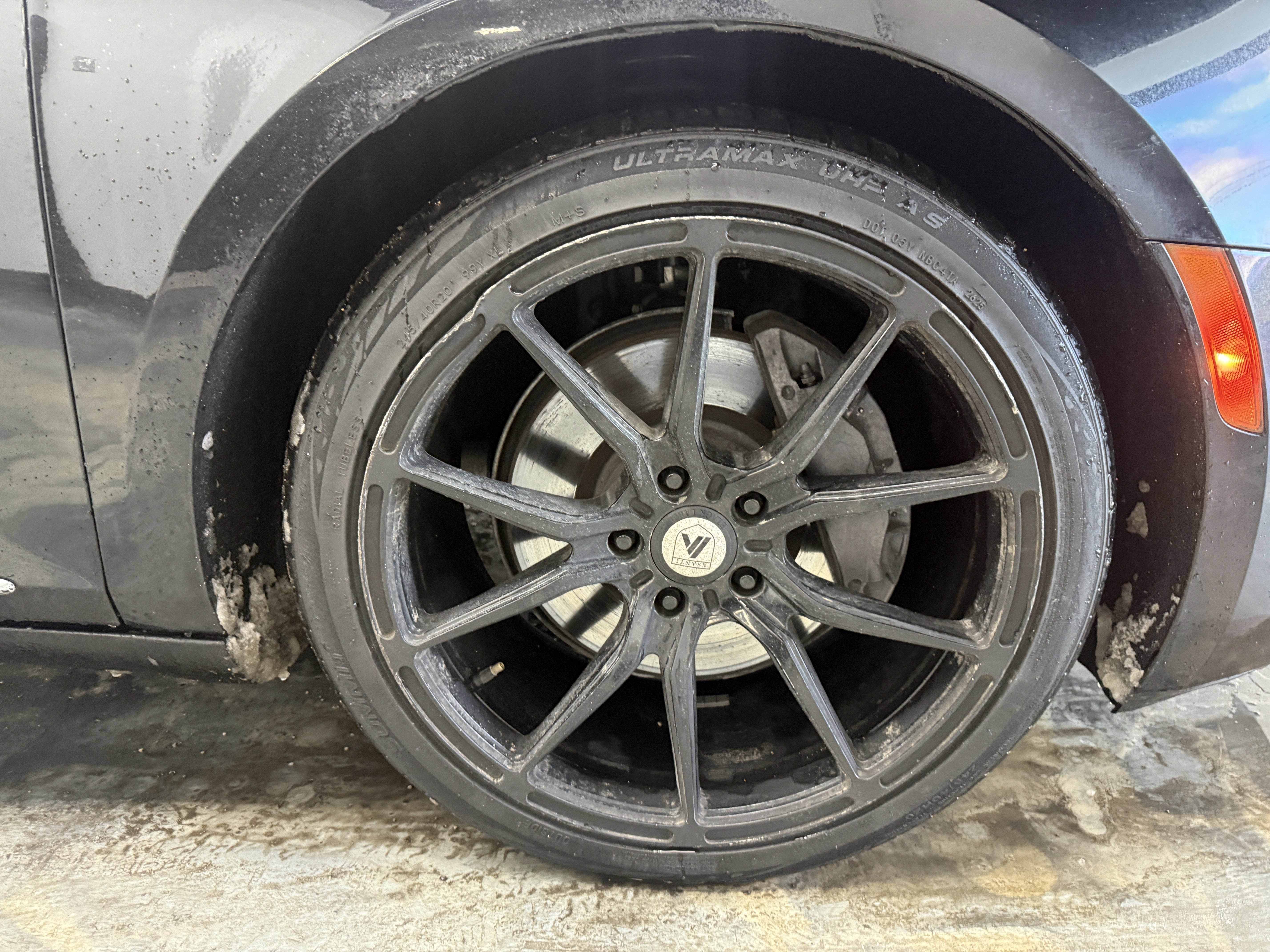 Used 2013 Cadillac XTS Luxury w/ Driver Awareness Package image 27