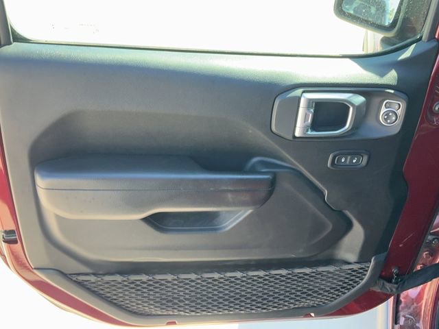 Used 2021 Jeep Gladiator Willys image 15