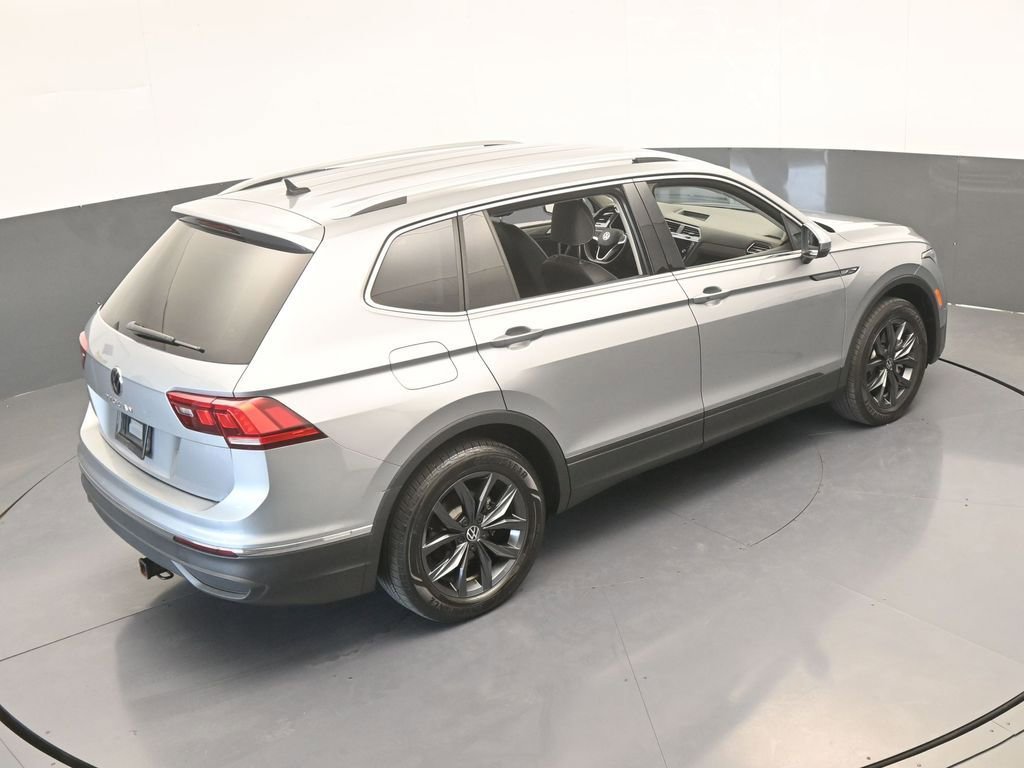 Used 2023 Volkswagen Tiguan SE image 52