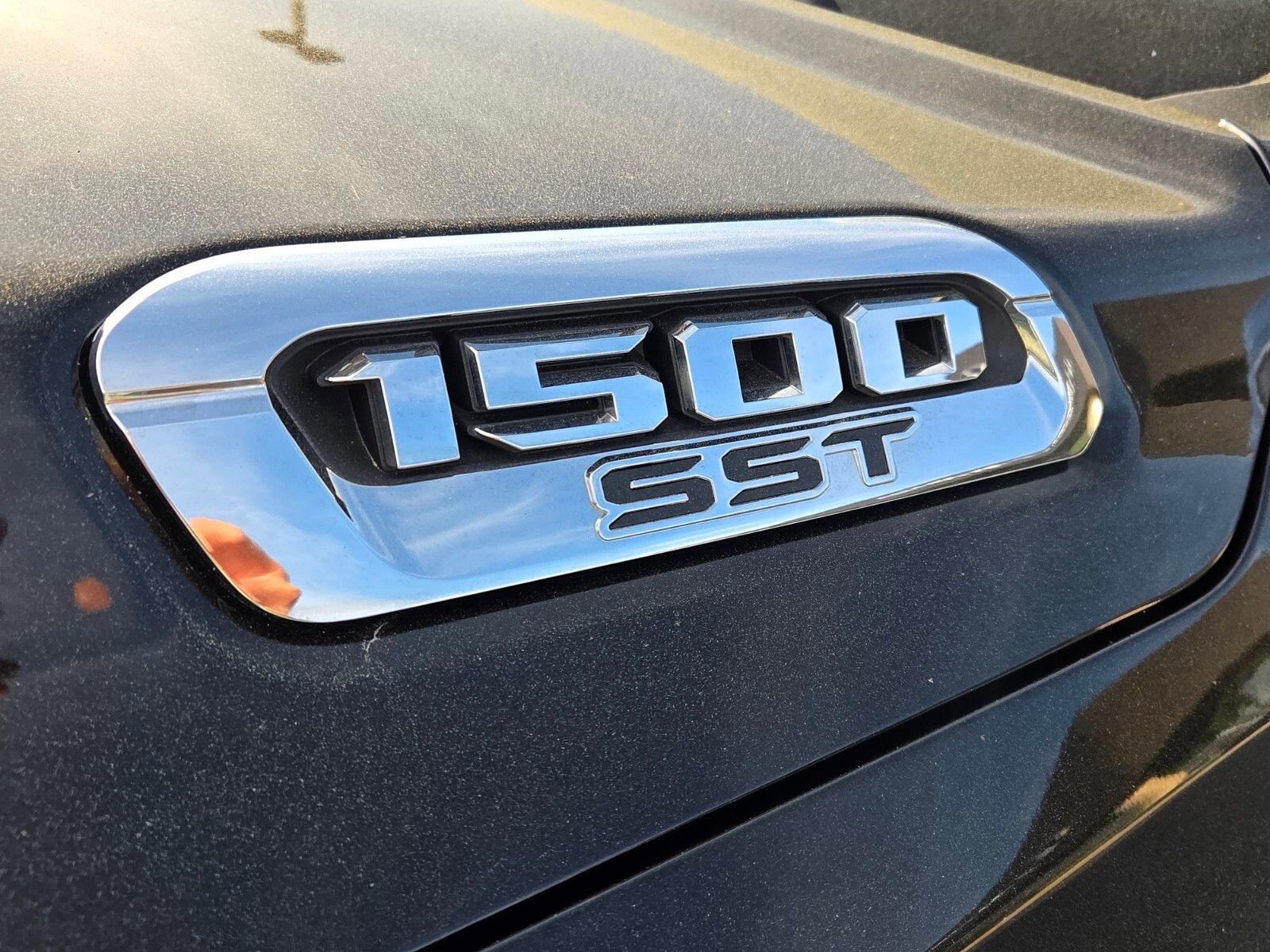 Used 2025 RAM 1500 Laramie image 19