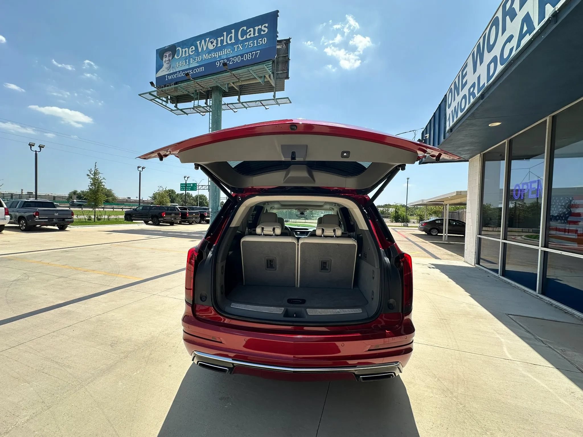 Used 2020 Cadillac XT6 Premium Luxury FWD image 9