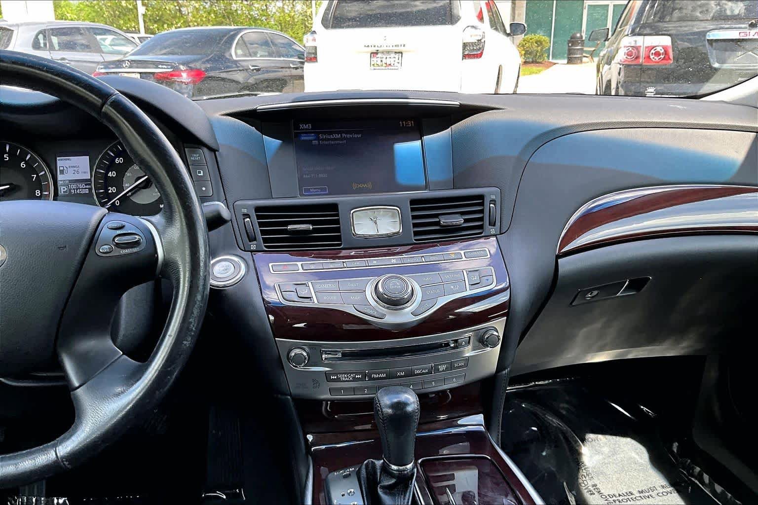 Used 2016 INFINITI Q70 L 3.7 AWD/4WD image 7