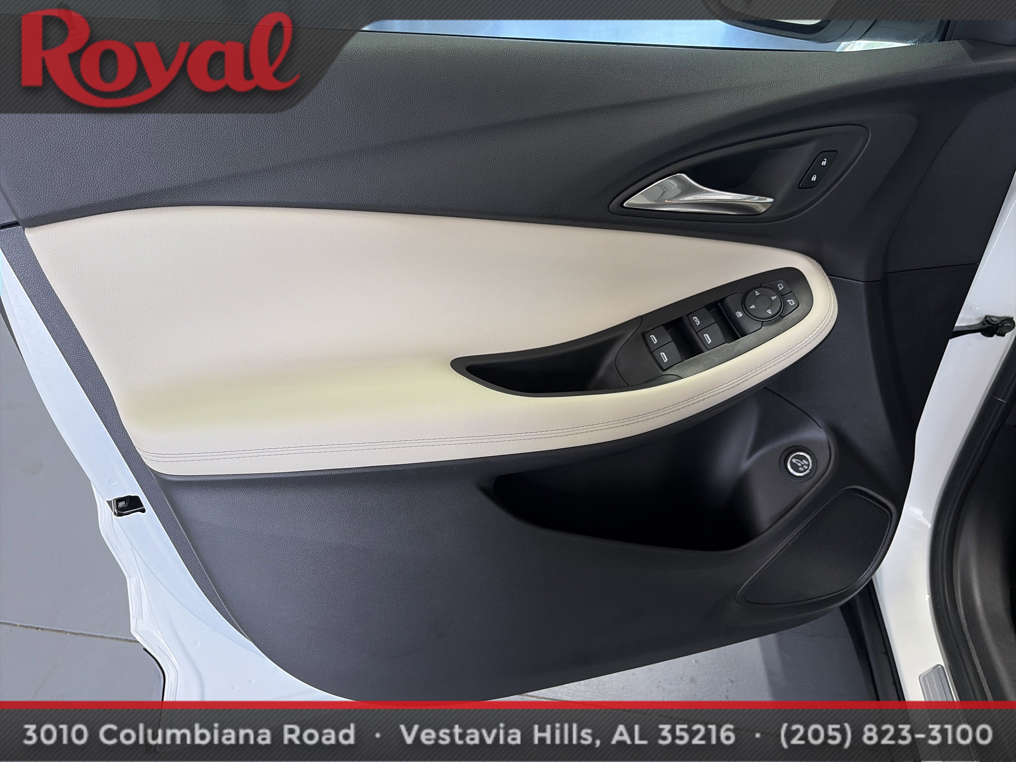 Used 2023 Buick Encore GX Select FWD image 25
