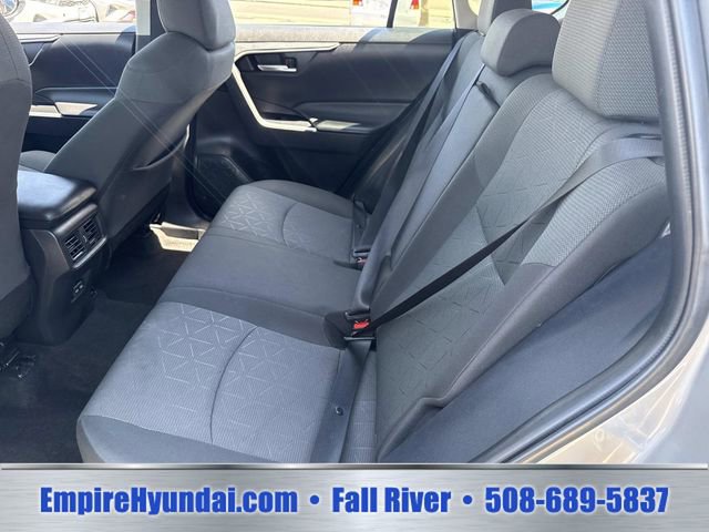 Used 2023 Toyota RAV4 XLE FWD image 15
