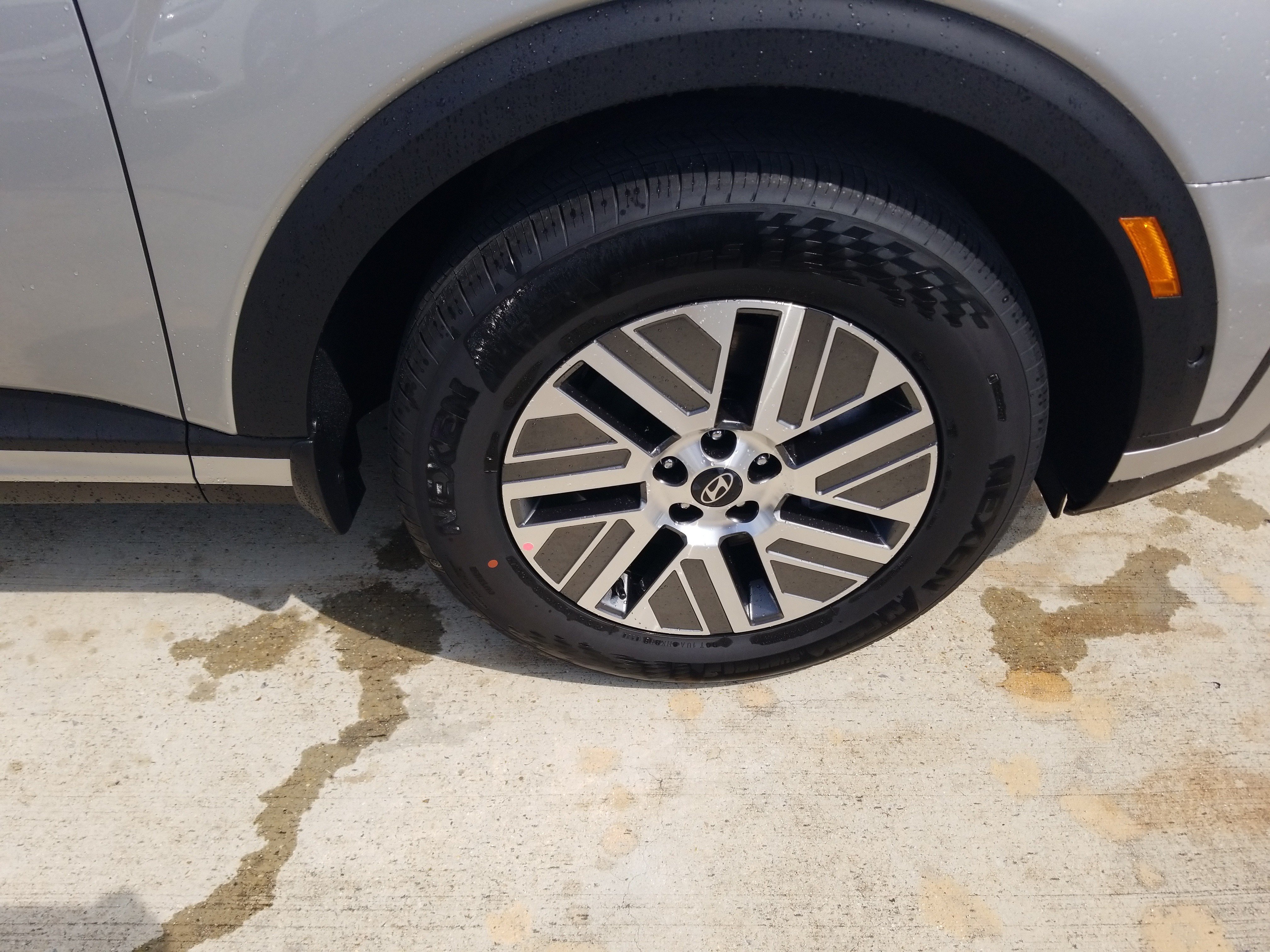 New 2026 Hyundai Palisade SEL Premium FWD image 25