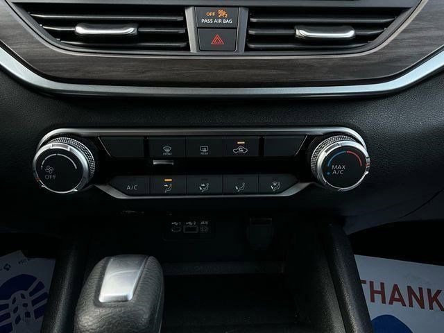 Used 2025 Nissan Altima 2.5 SV image 27