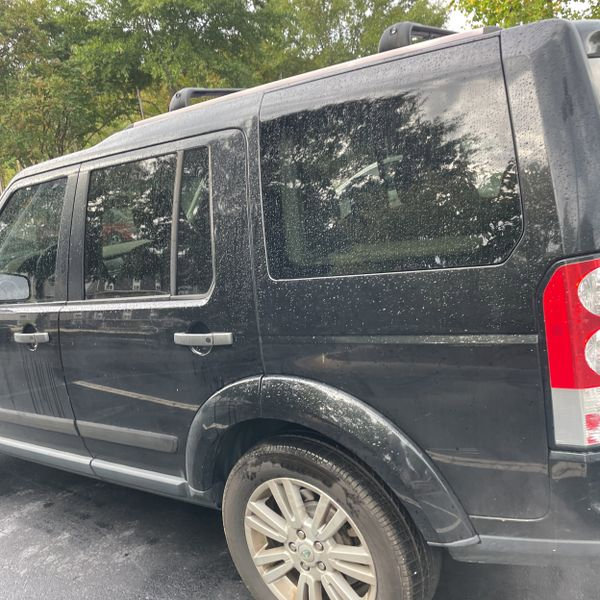 Used 2010 Land Rover LR4 HSE LUX image 4