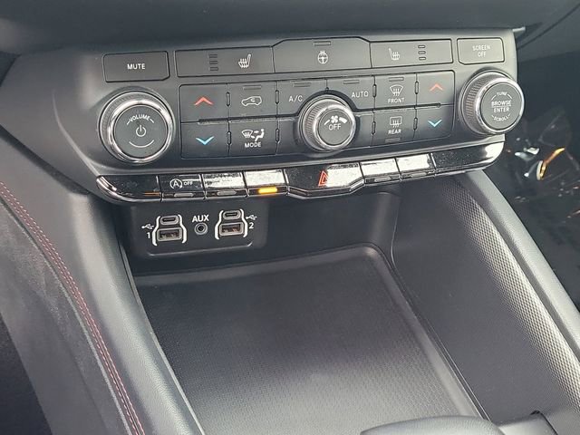 Certified 2023 Dodge Durango GT image 14