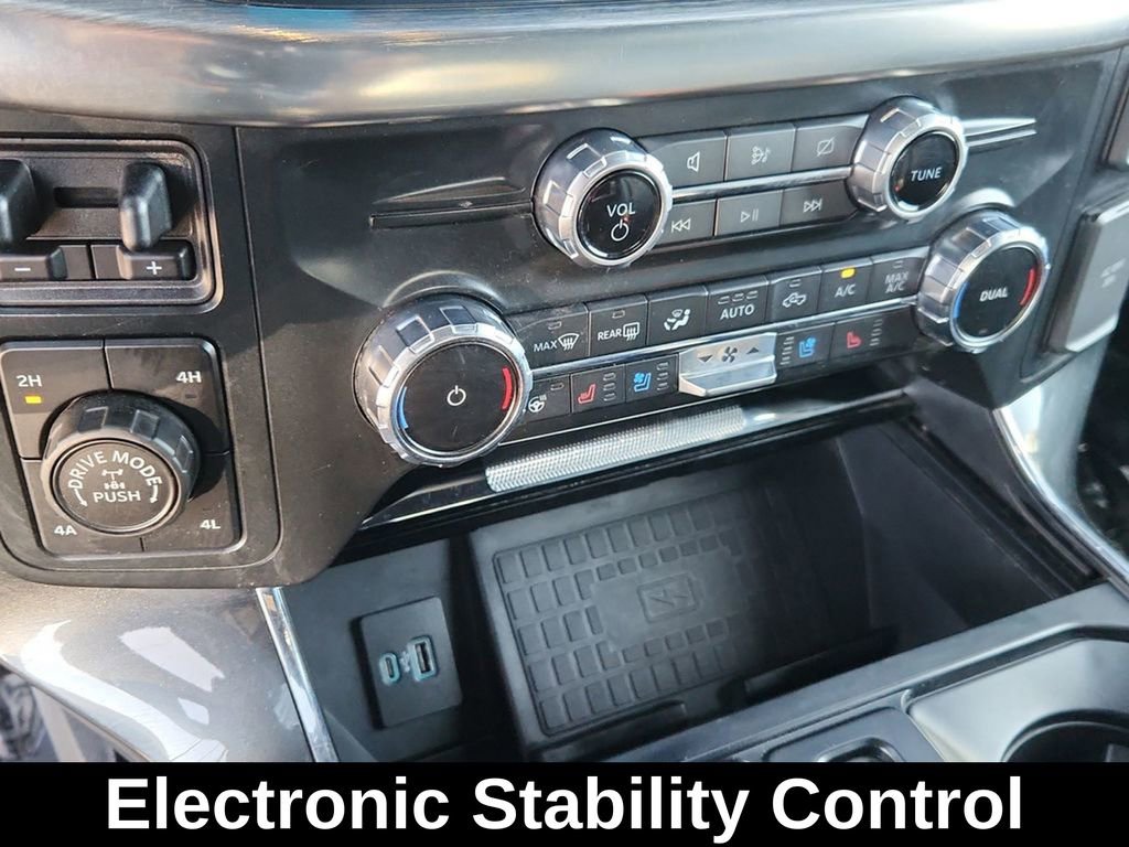 Used 2022 Ford F150 Lariat w/ Equipment Group 502A High image 26