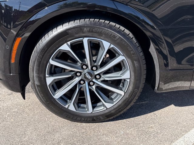Used 2024 Cadillac Lyriq Sport RWD image 28