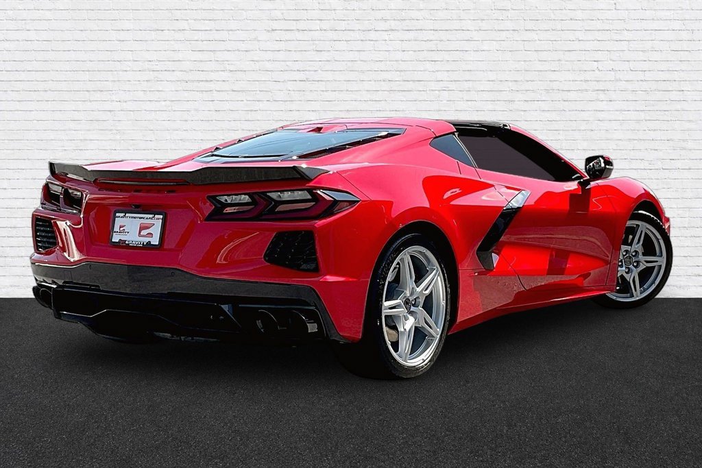 Used 2022 Chevrolet Corvette Stingray Preferred Cpe w/ Engine Appearance Package RWD image 6