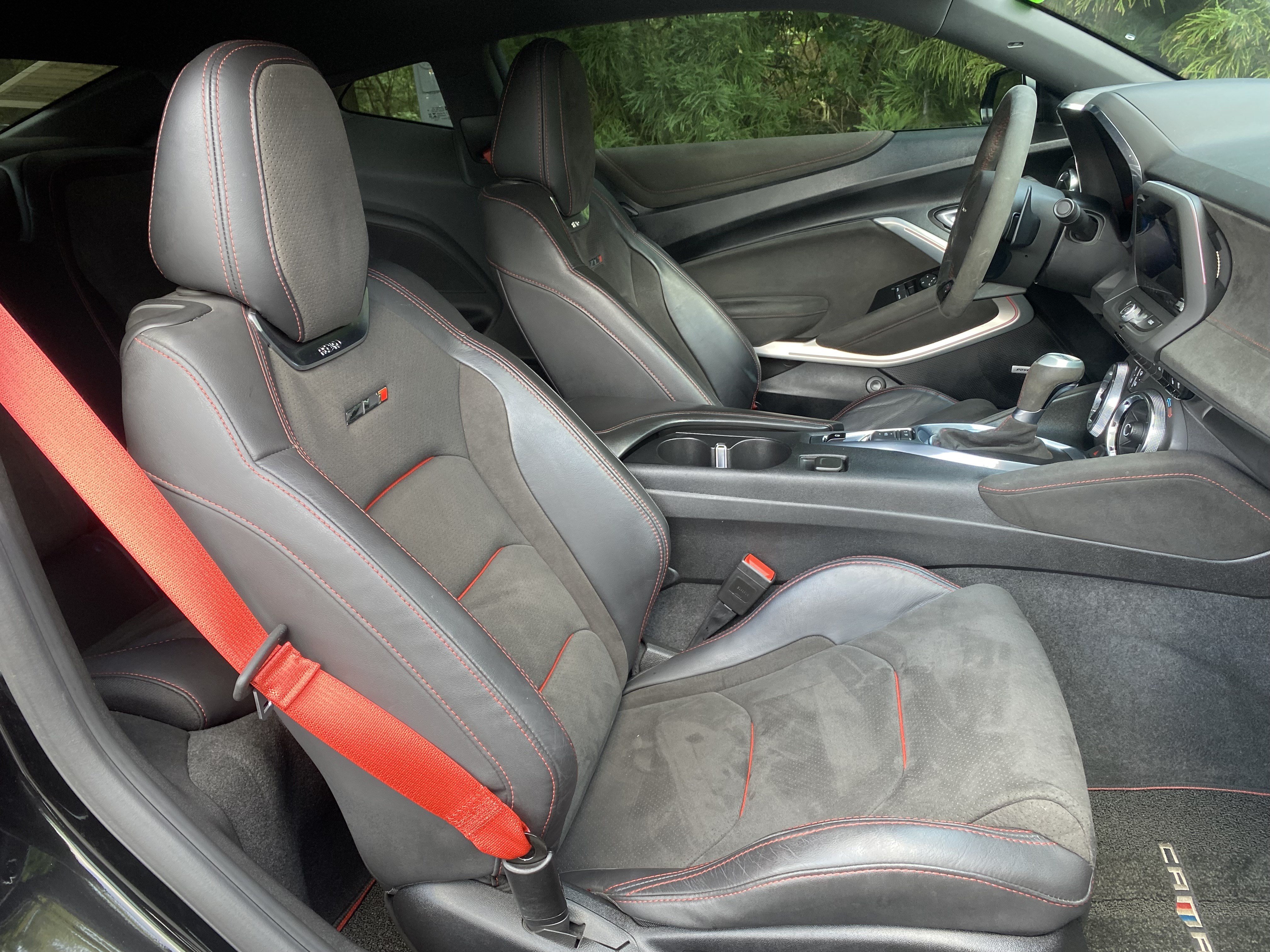 Used 2020 Chevrolet Camaro ZL1 RWD image 34