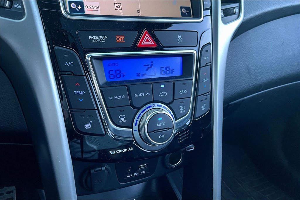 Used 2015 Hyundai Elantra GT w/ Option Group 03 FWD image 15