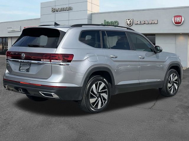 Used 2025 Volkswagen Atlas SE image 7