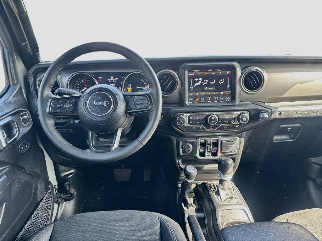 Certified 2023 Jeep Wrangler Unlimited w/ Sun & Screen Package AWD/4WD image 25