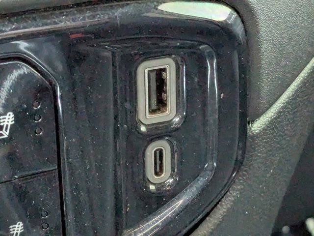 Used 2023 Chevrolet Silverado 1500 RST image 21