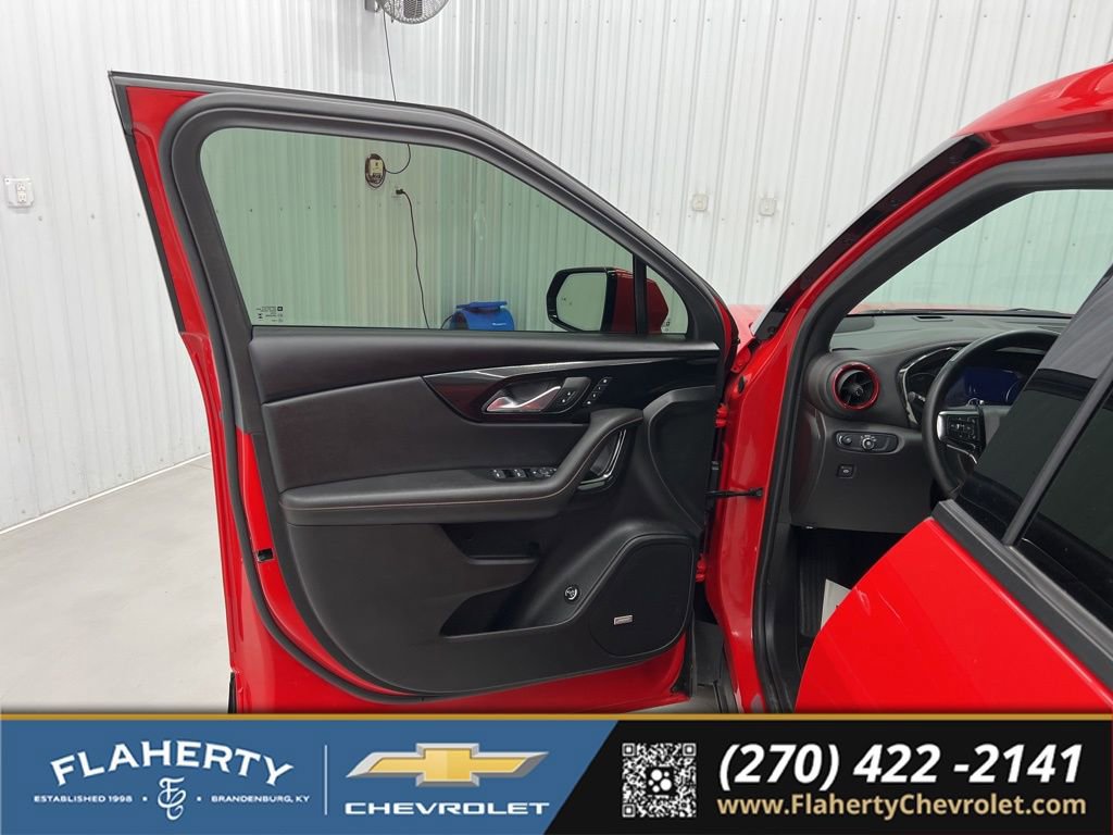 Used 2024 Chevrolet Blazer RS w/ Driver Confidence II Package FWD image 8