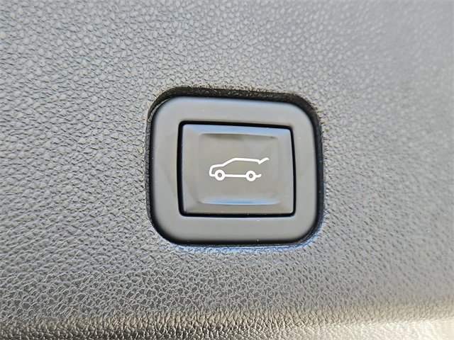 Used 2023 Cadillac XT6 Premium Luxury w/ Technology Package image 23