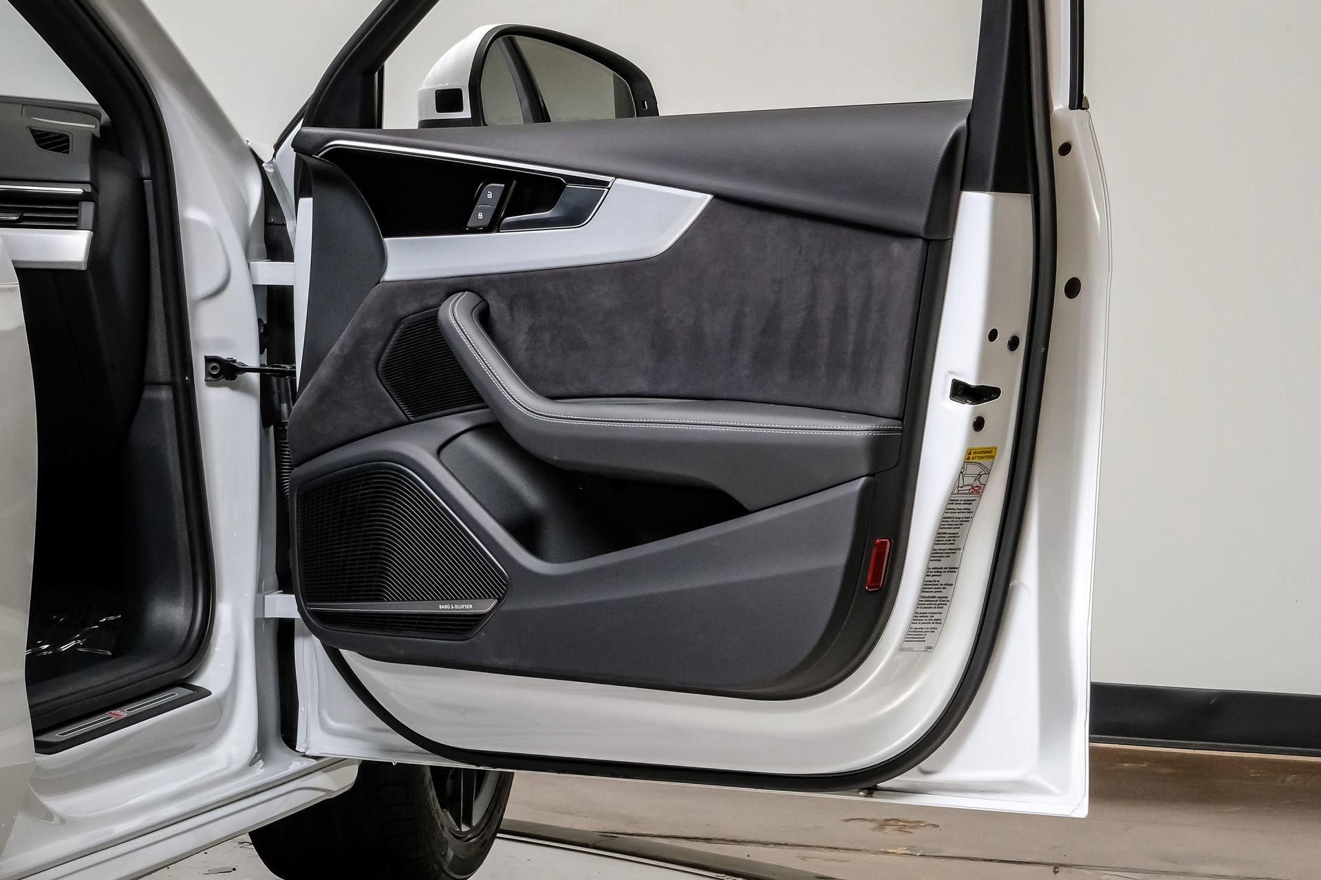 Used 2024 Audi A4 2.0T Premium Plus w/ Premium Plus Package image 48