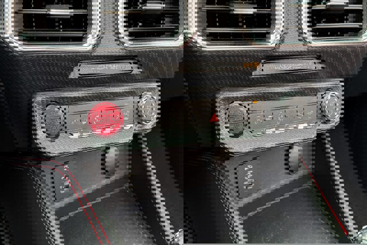 Used 2025 Ford Mustang GT Premium image 36