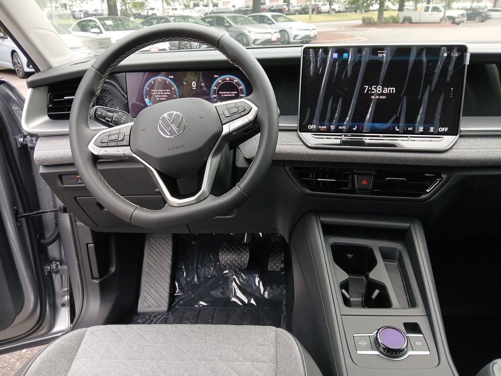 New 2025 Volkswagen Tiguan S image 13