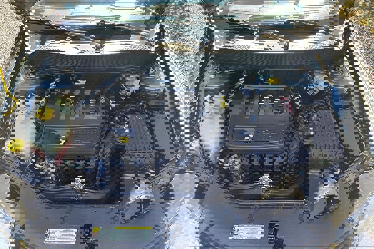 Used 2010 Dodge Avenger Express image 28