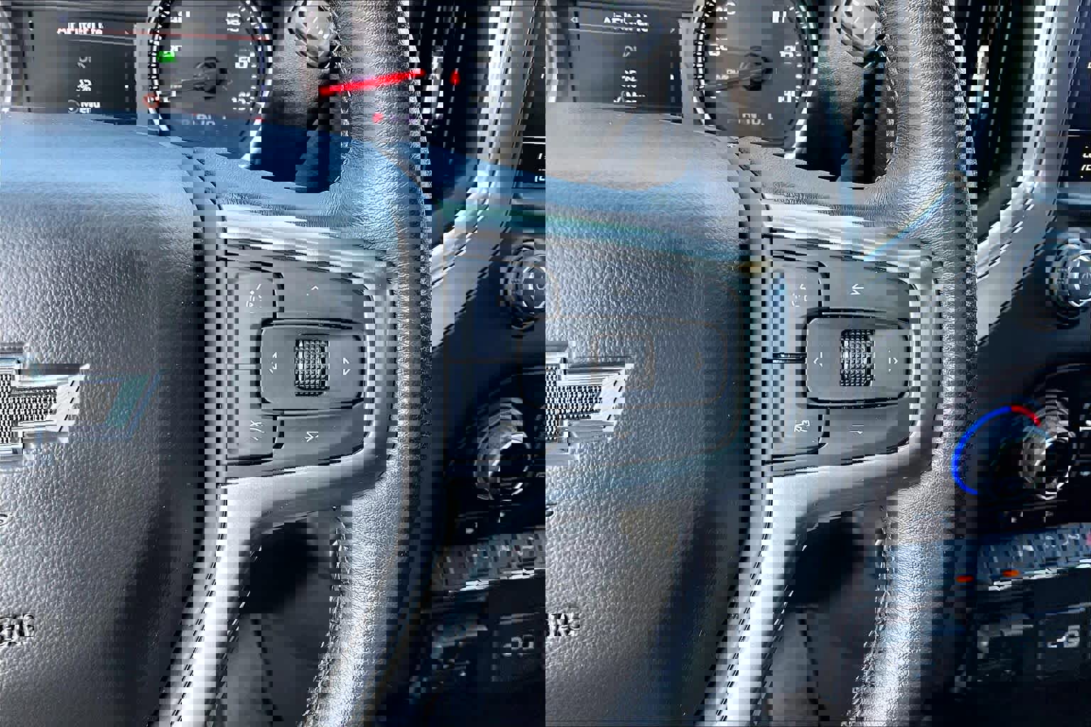 Used 2021 Chevrolet Silverado 1500 LT Trail Boss w/ Convenience Package II image 24