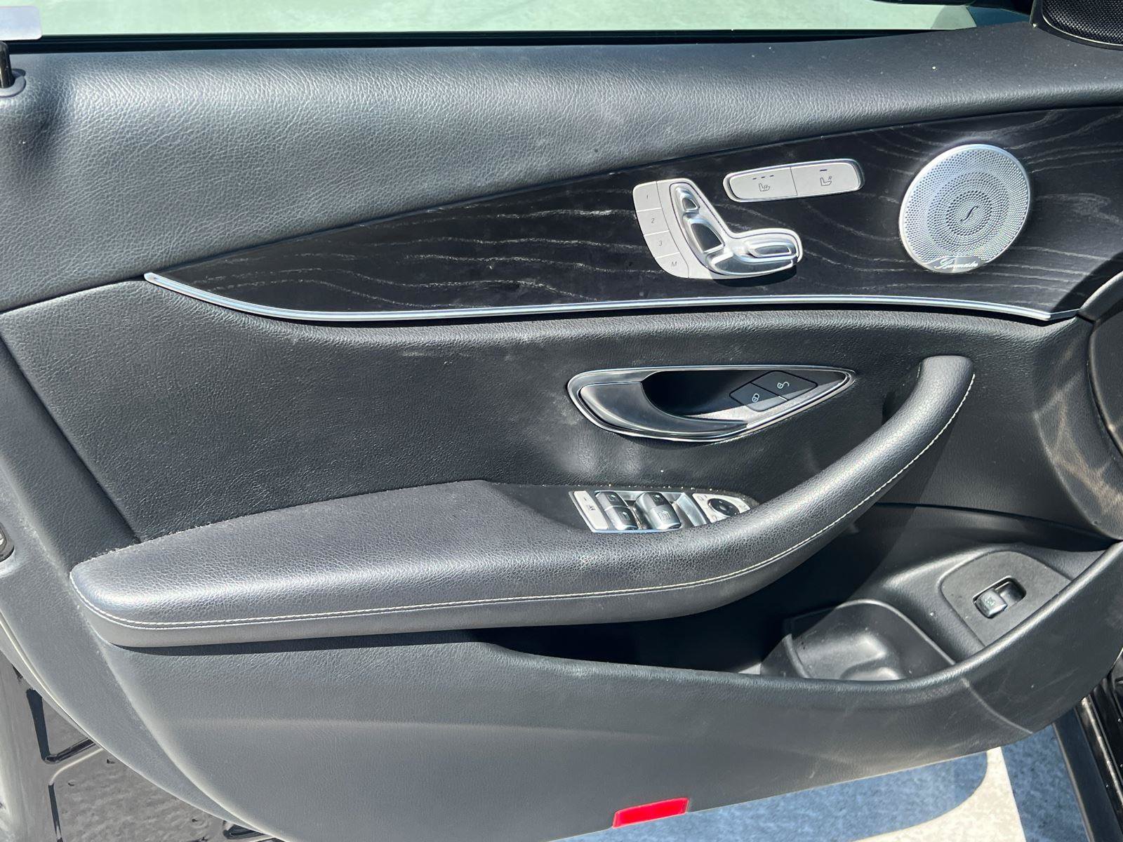 Used 2020 Mercedes-Benz E 350 Sedan image 10