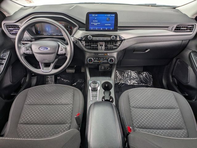Used 2025 Ford Escape Active AWD/4WD image 25
