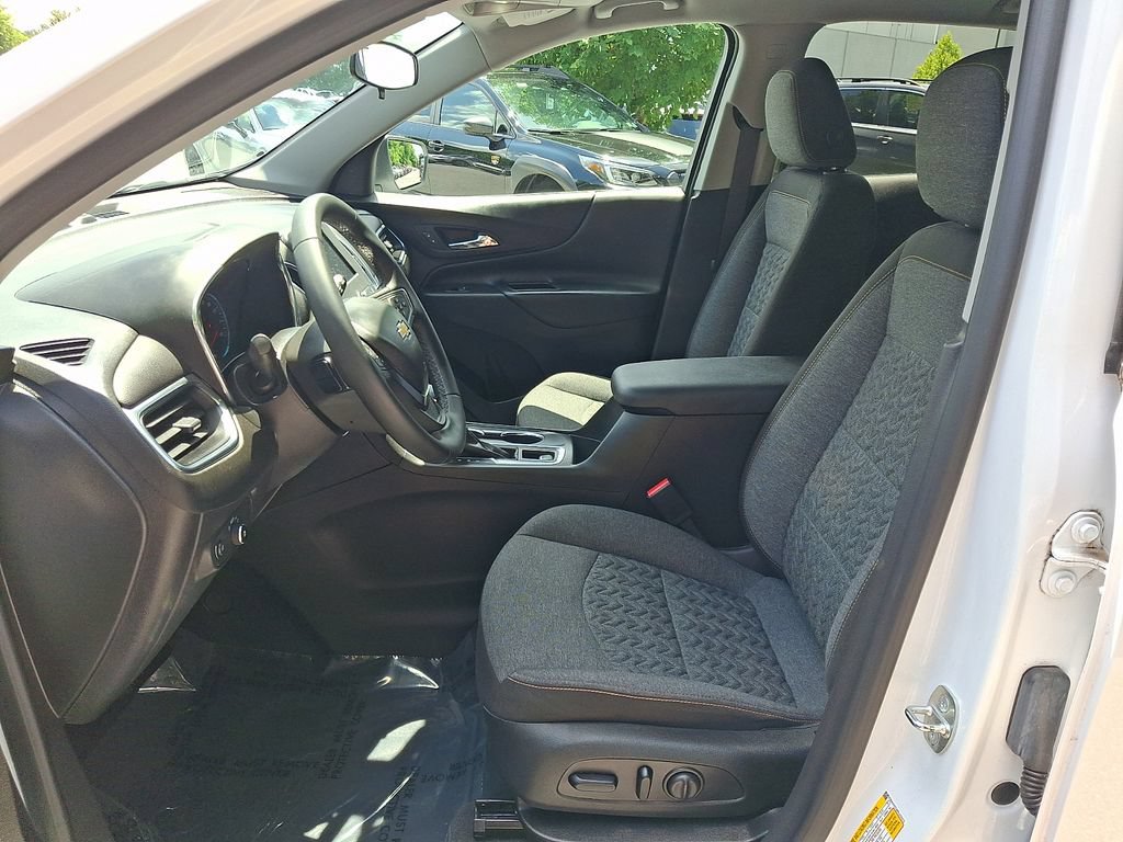 Used 2023 Chevrolet Equinox LT FWD image 14