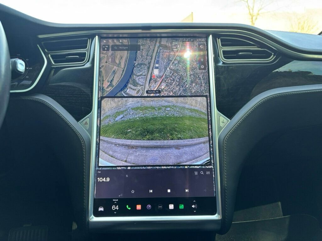 Used 2017 Tesla Model X 75D image 30