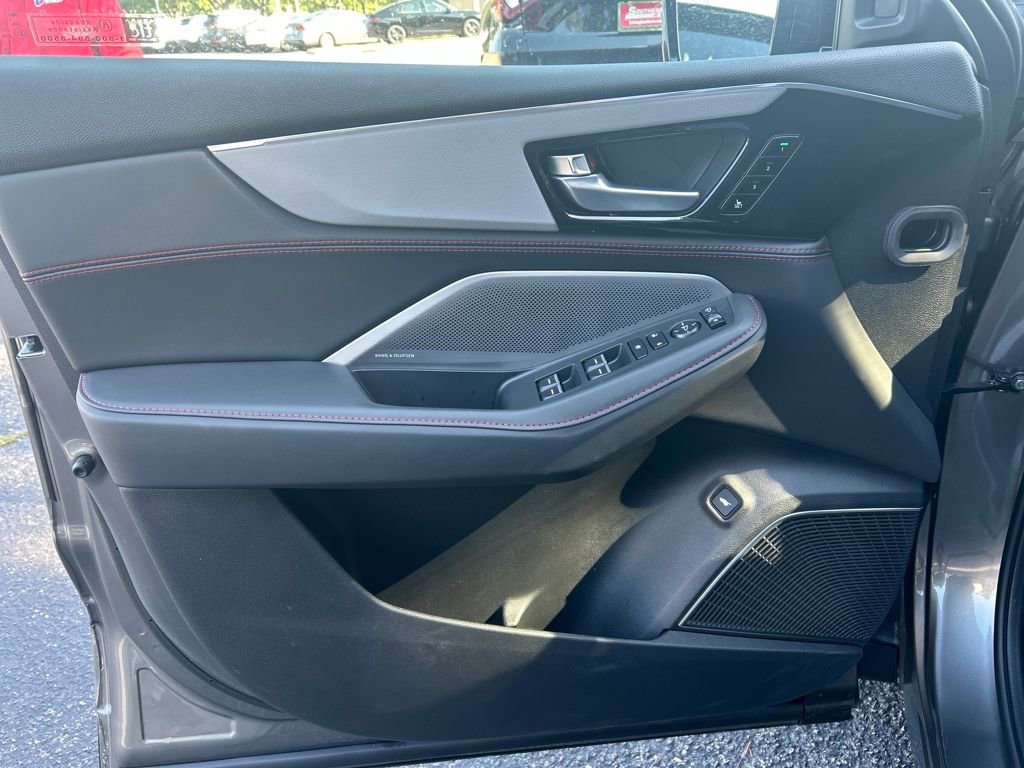 New 2025 Acura MDX SH-AWD image 12